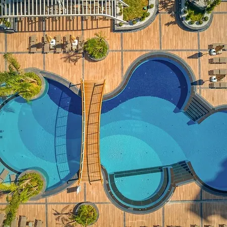 'ultra Luxury In The Heart Of The